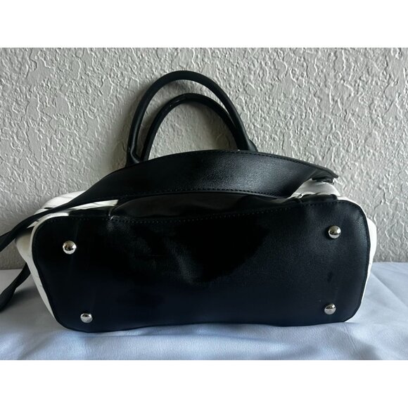 Urban Expressions Shiloh Tote Vegan Leather White and Black Women - Picture 3 of 12
